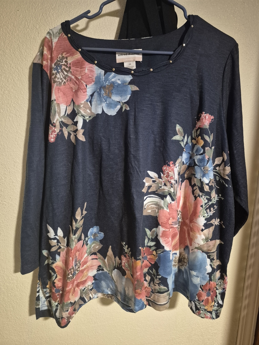 Alfred Dunner Navy Floral Scoop Neck Women's Top
